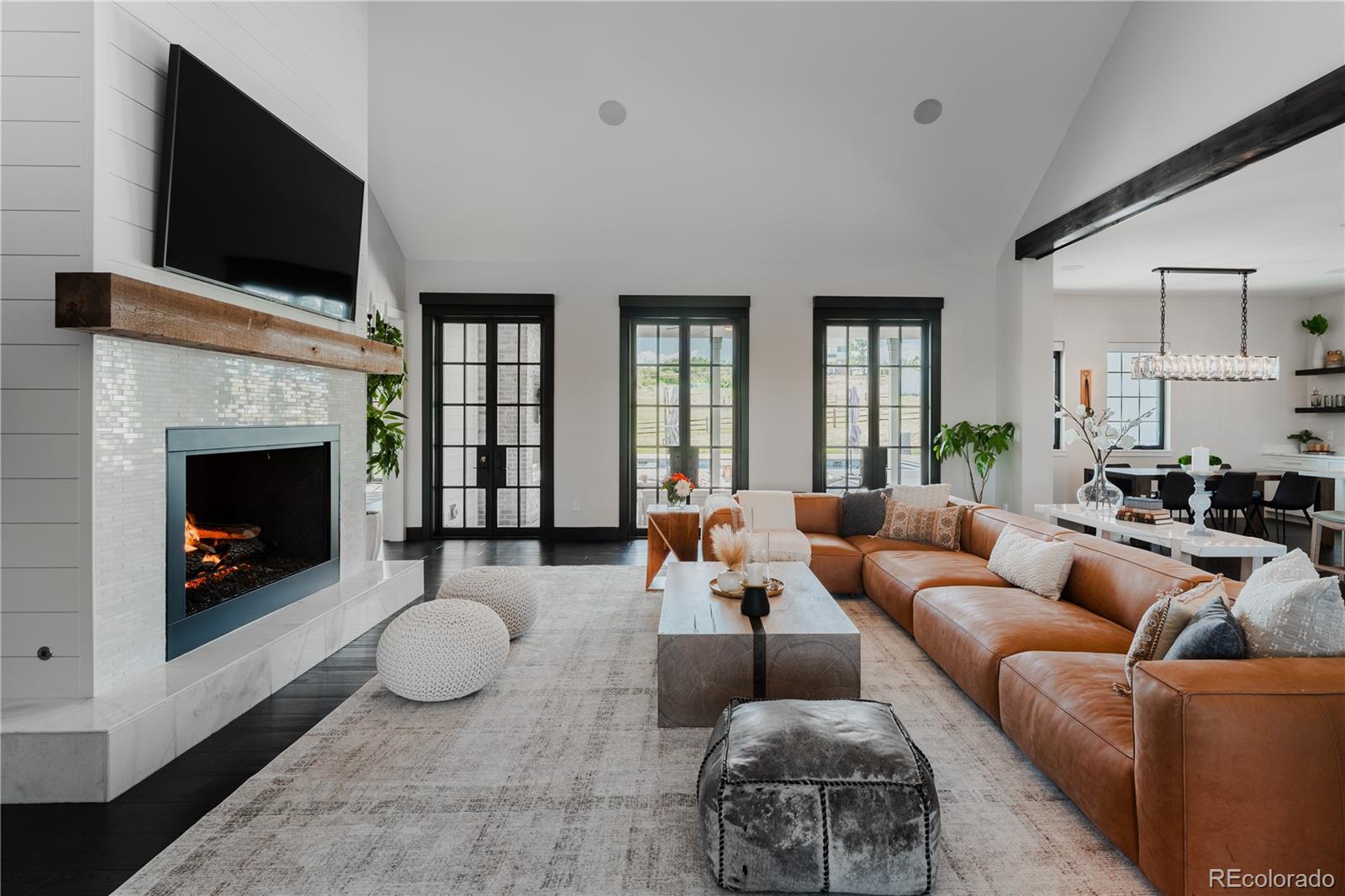 9275 N Palomino Drive