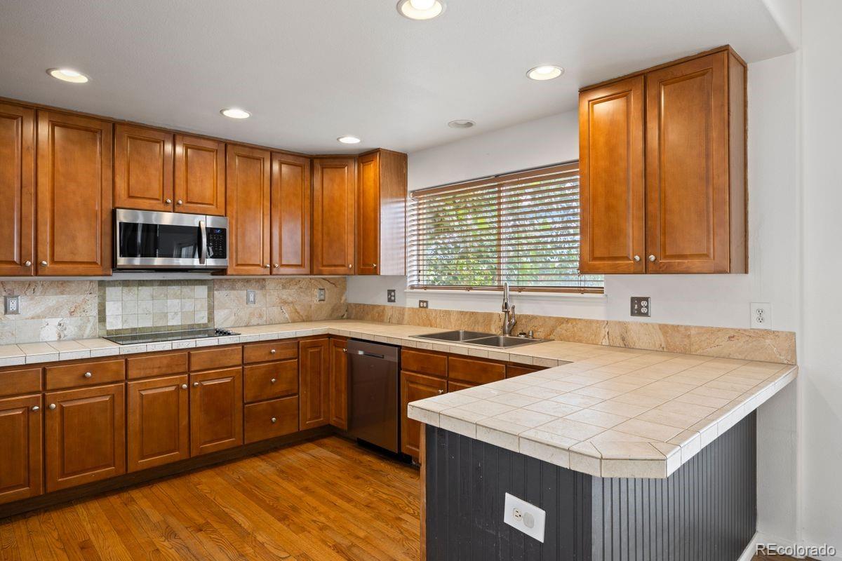 17464 Crestview Court