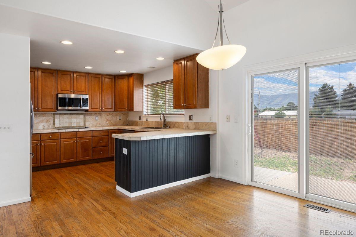 17464 Crestview Court