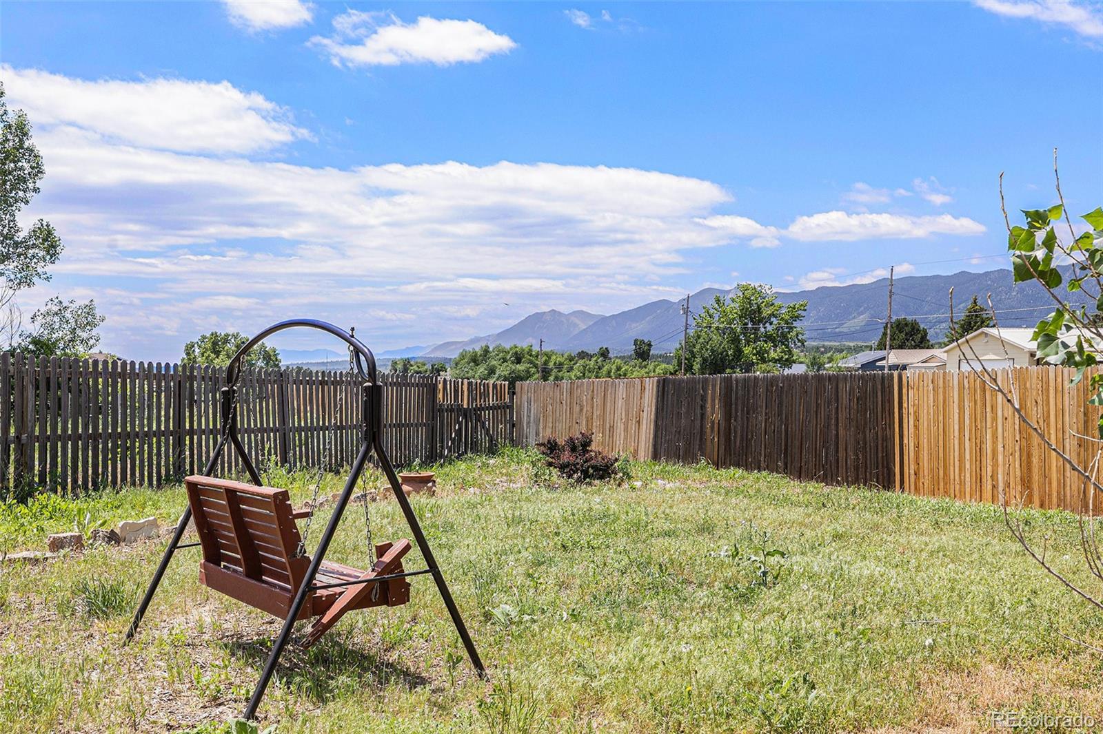 17464 Crestview Court