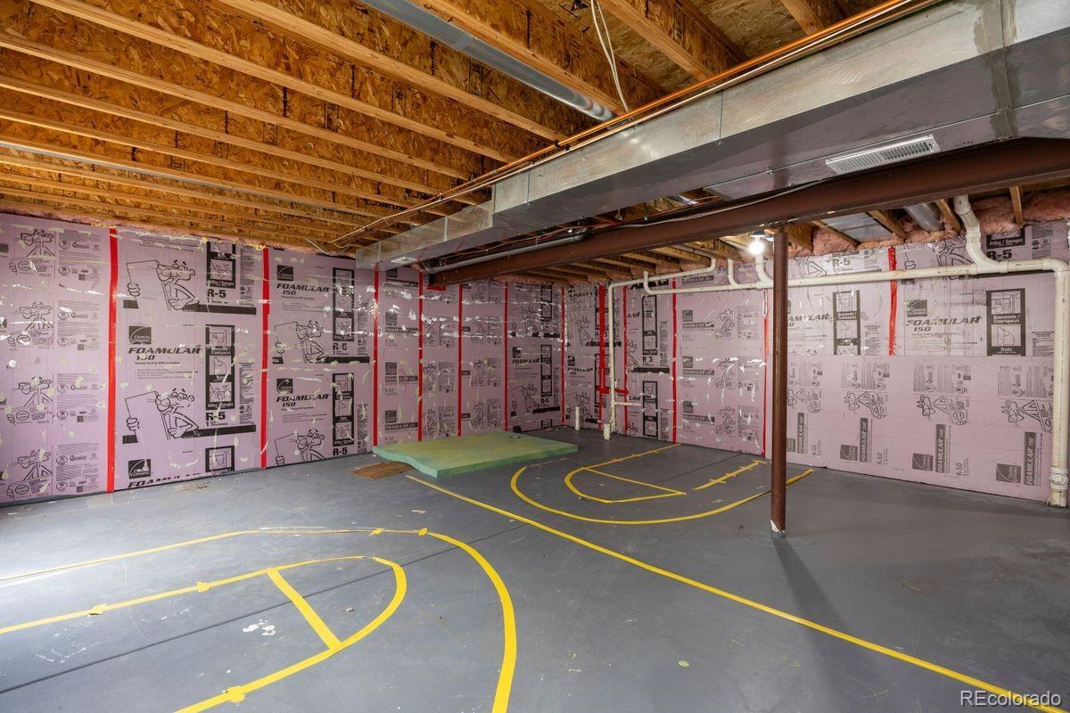 17464 Crestview Court