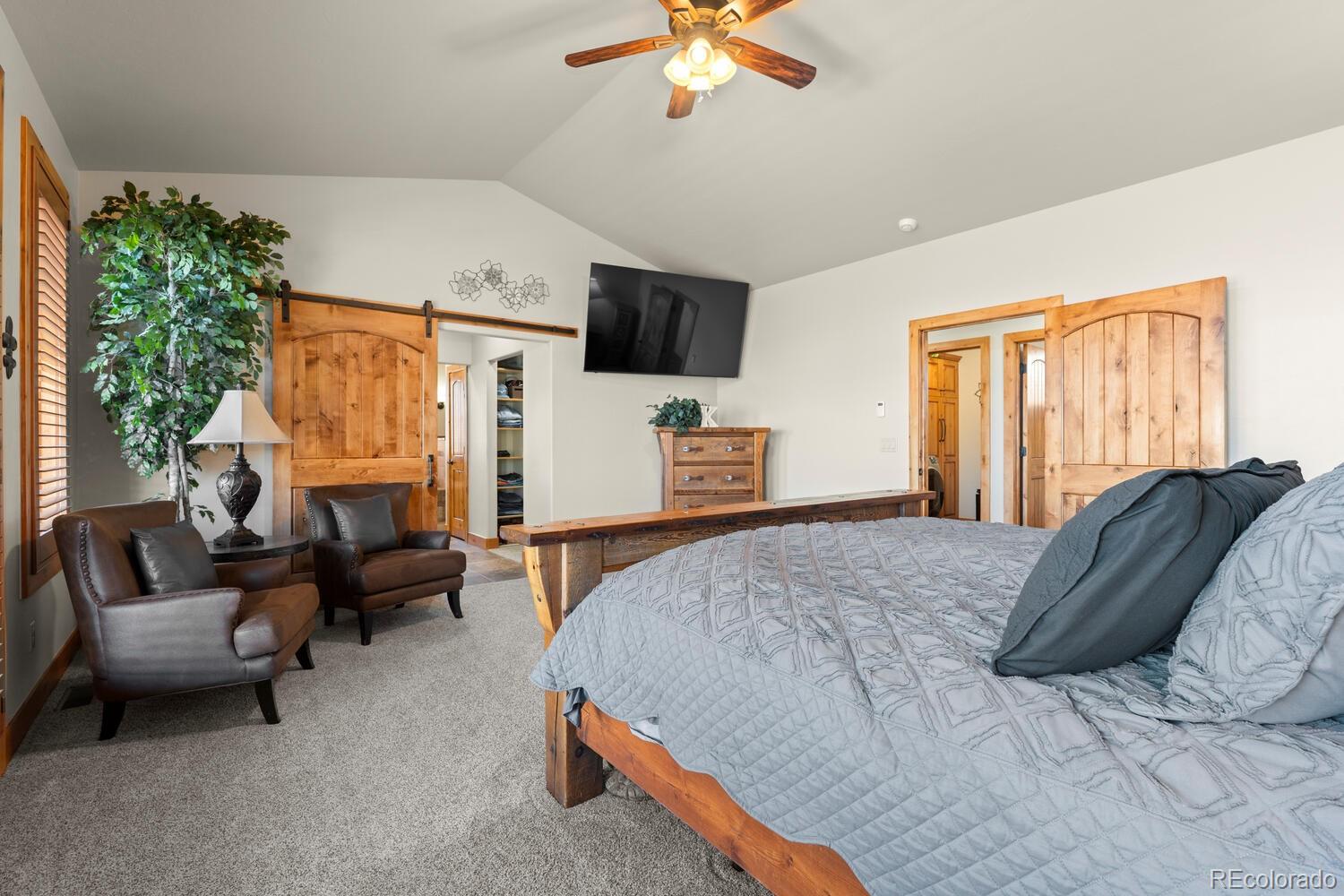 60075 & 60085 Oak Grove Road