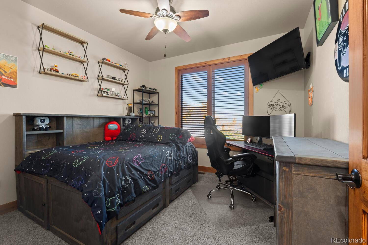 60075 & 60085 Oak Grove Road