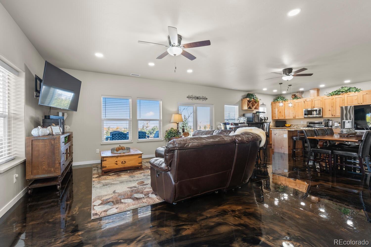 60075 & 60085 Oak Grove Road