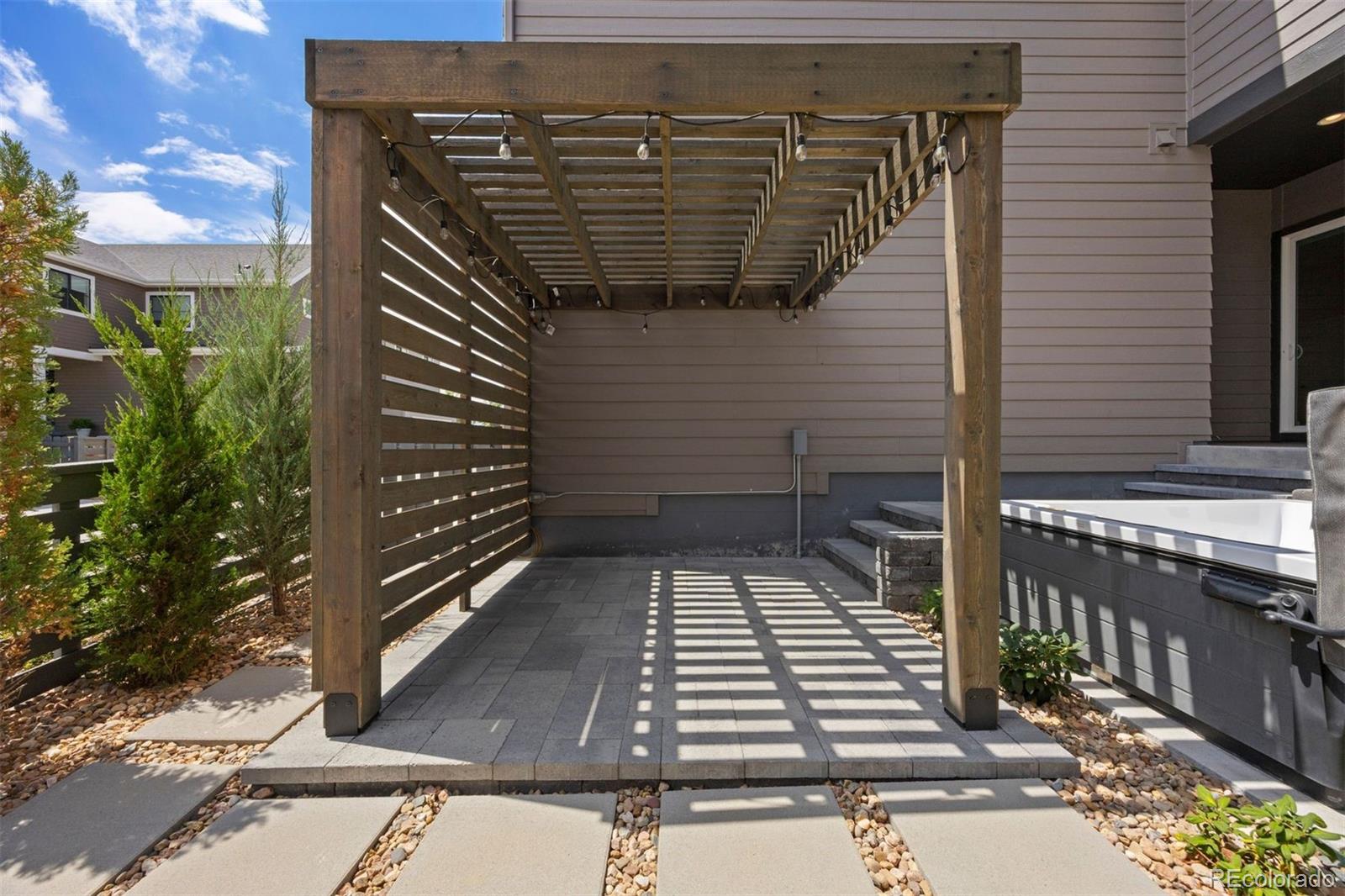 1562 Stablecross Drive