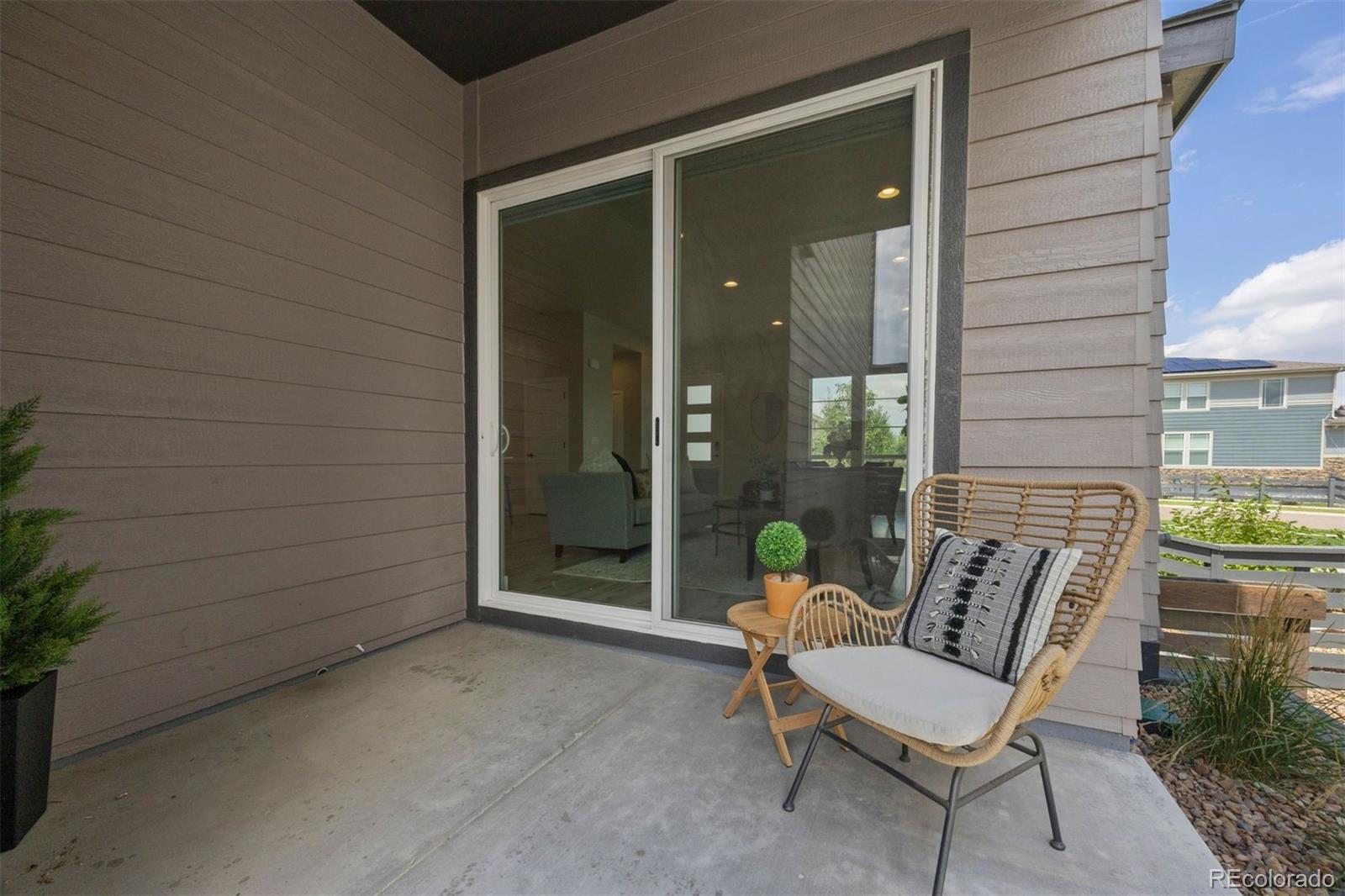 1562 Stablecross Drive