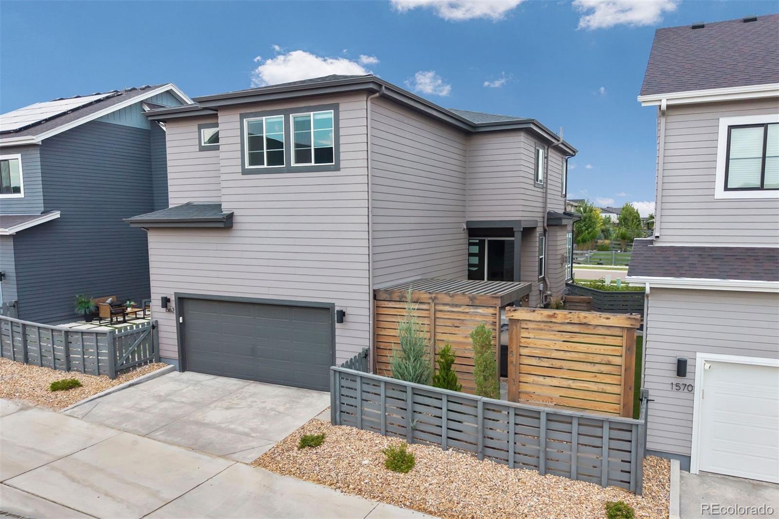 1562 Stablecross Drive