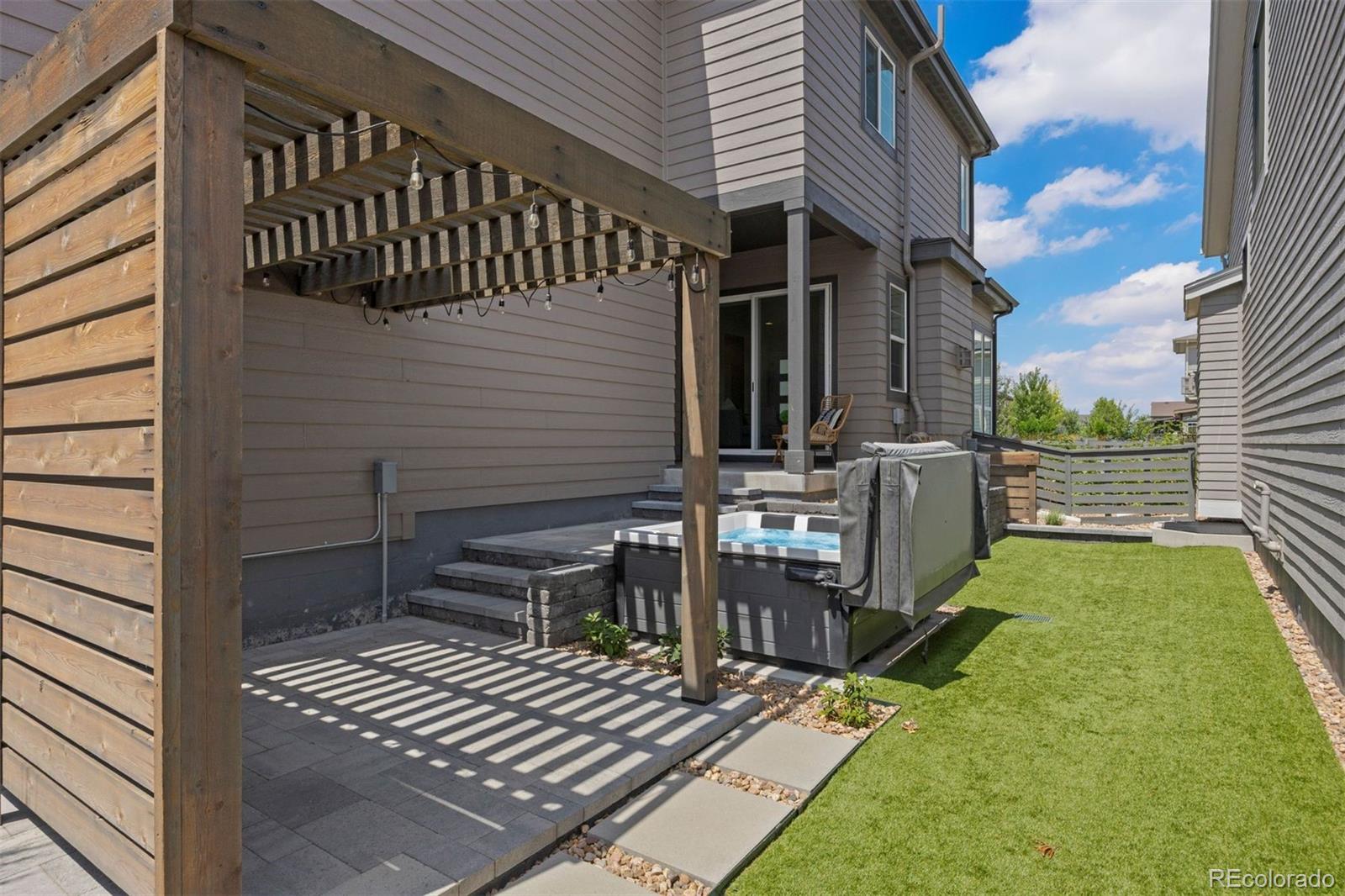 1562 Stablecross Drive