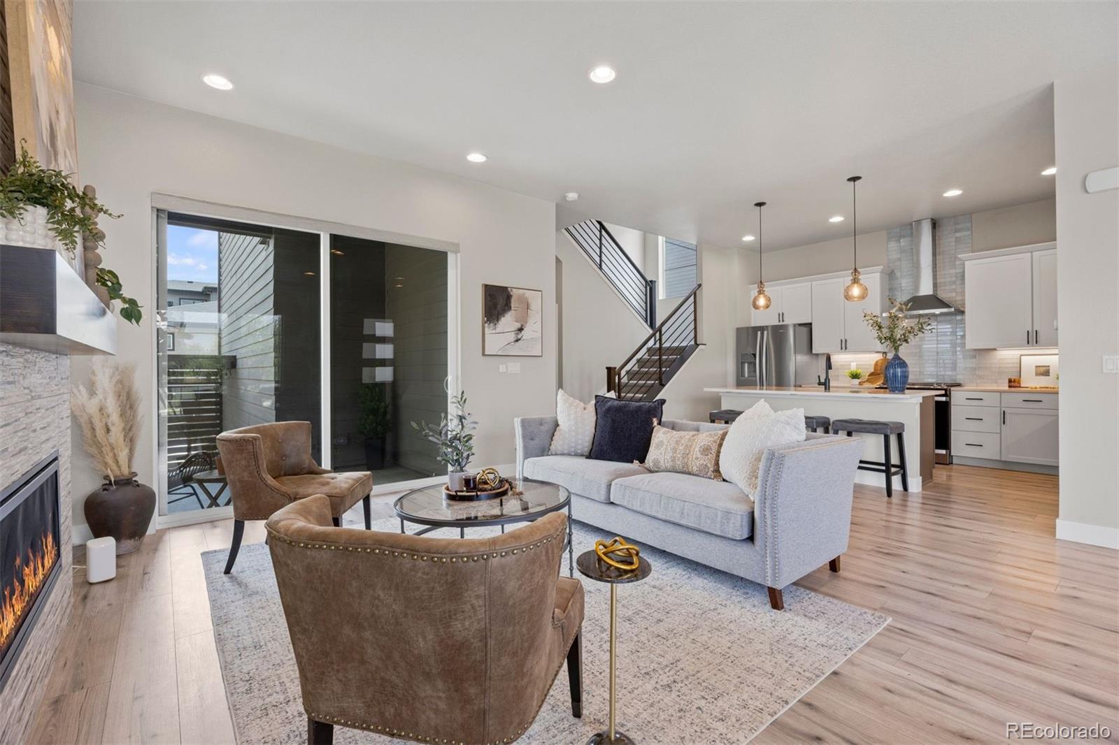 1562 Stablecross Drive