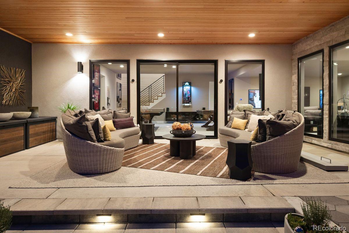 2212 Rim Ridge Drive