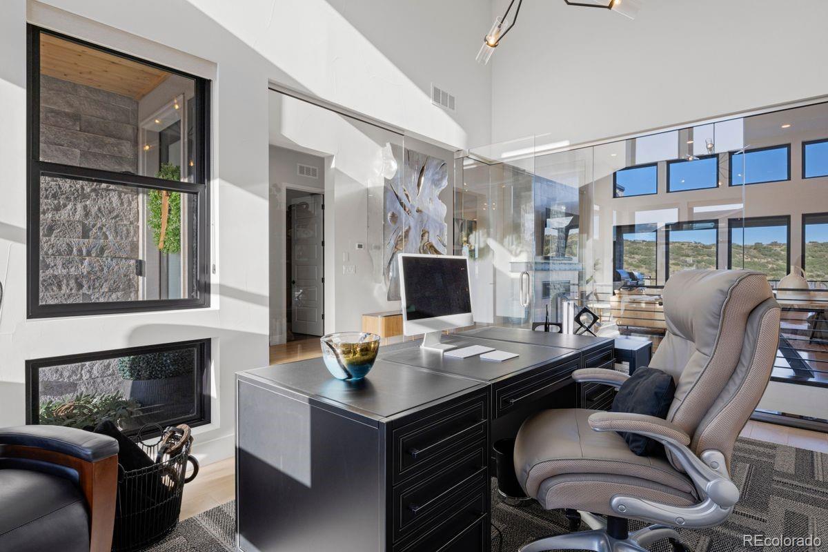 2212 Rim Ridge Drive