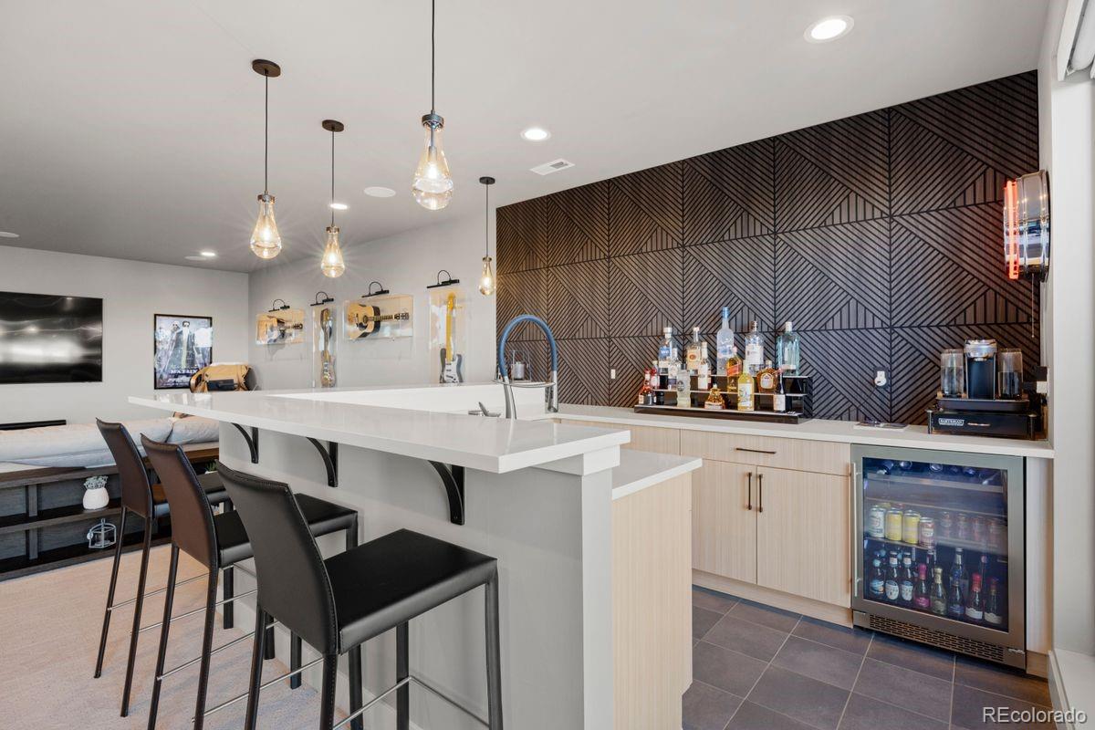 2212 Rim Ridge Drive