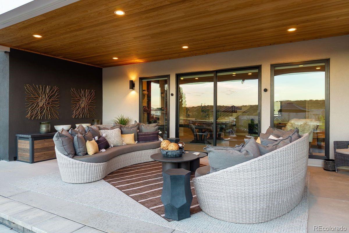 2212 Rim Ridge Drive