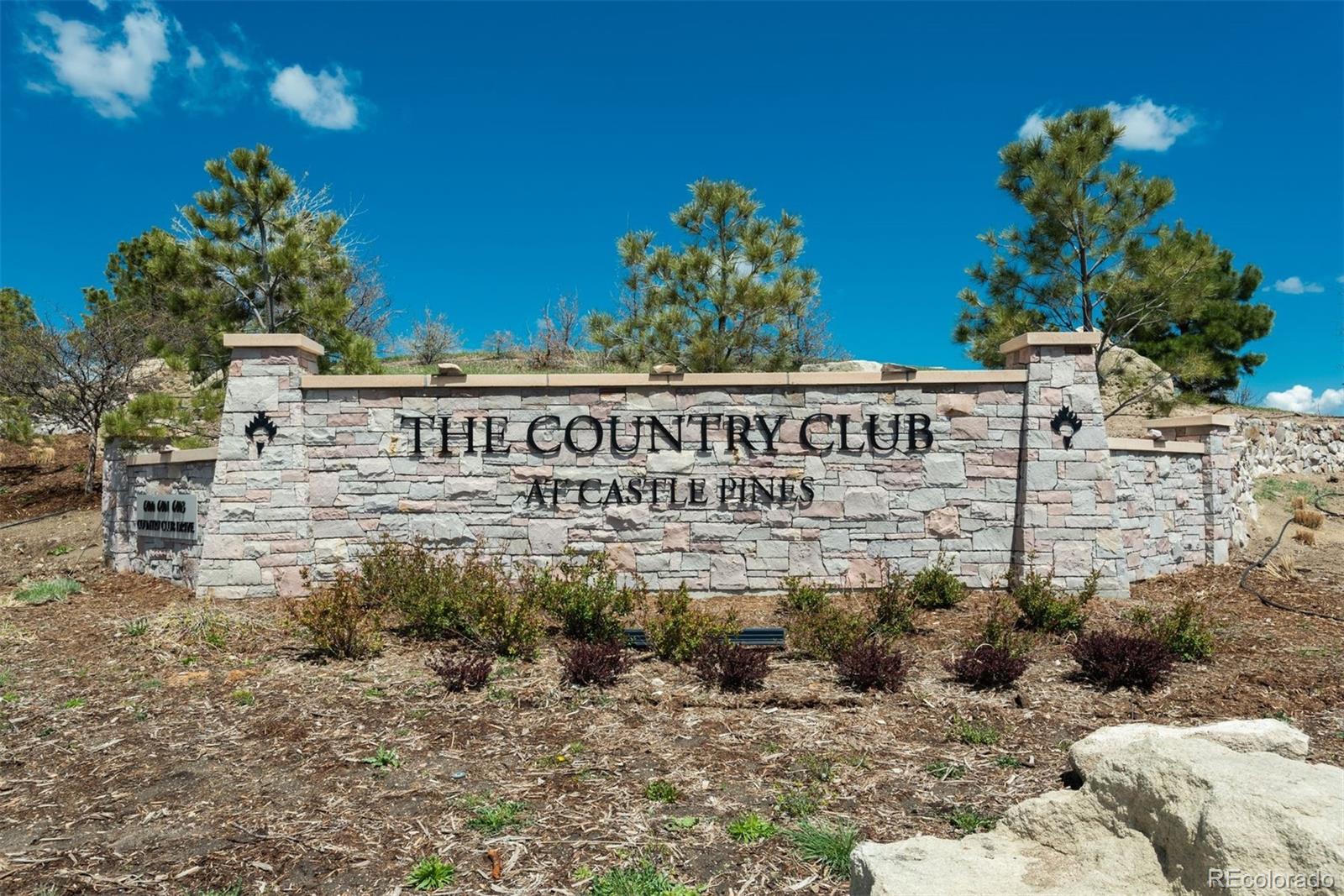 910 Equinox Drive