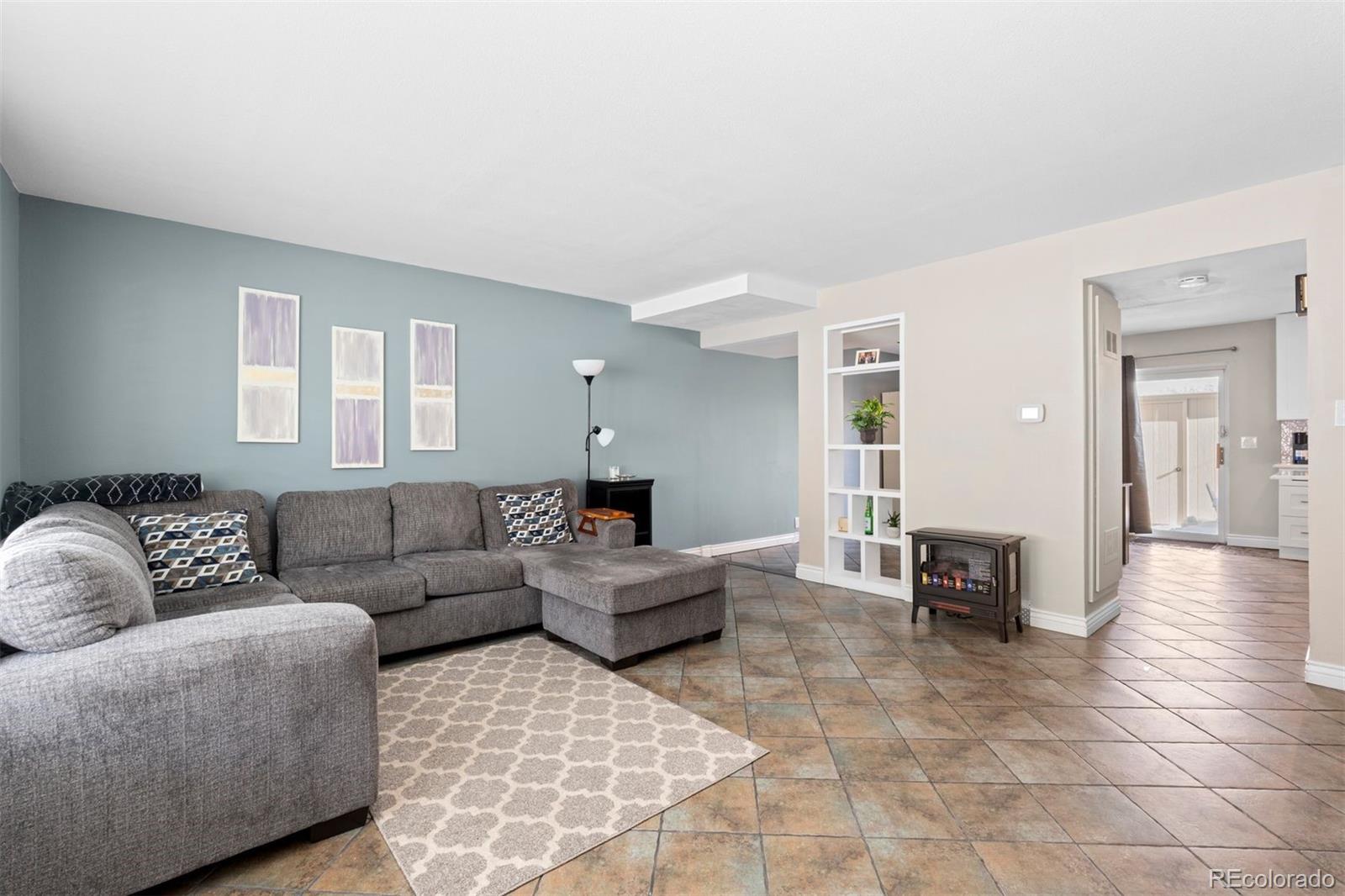 12543 W Alameda Drive