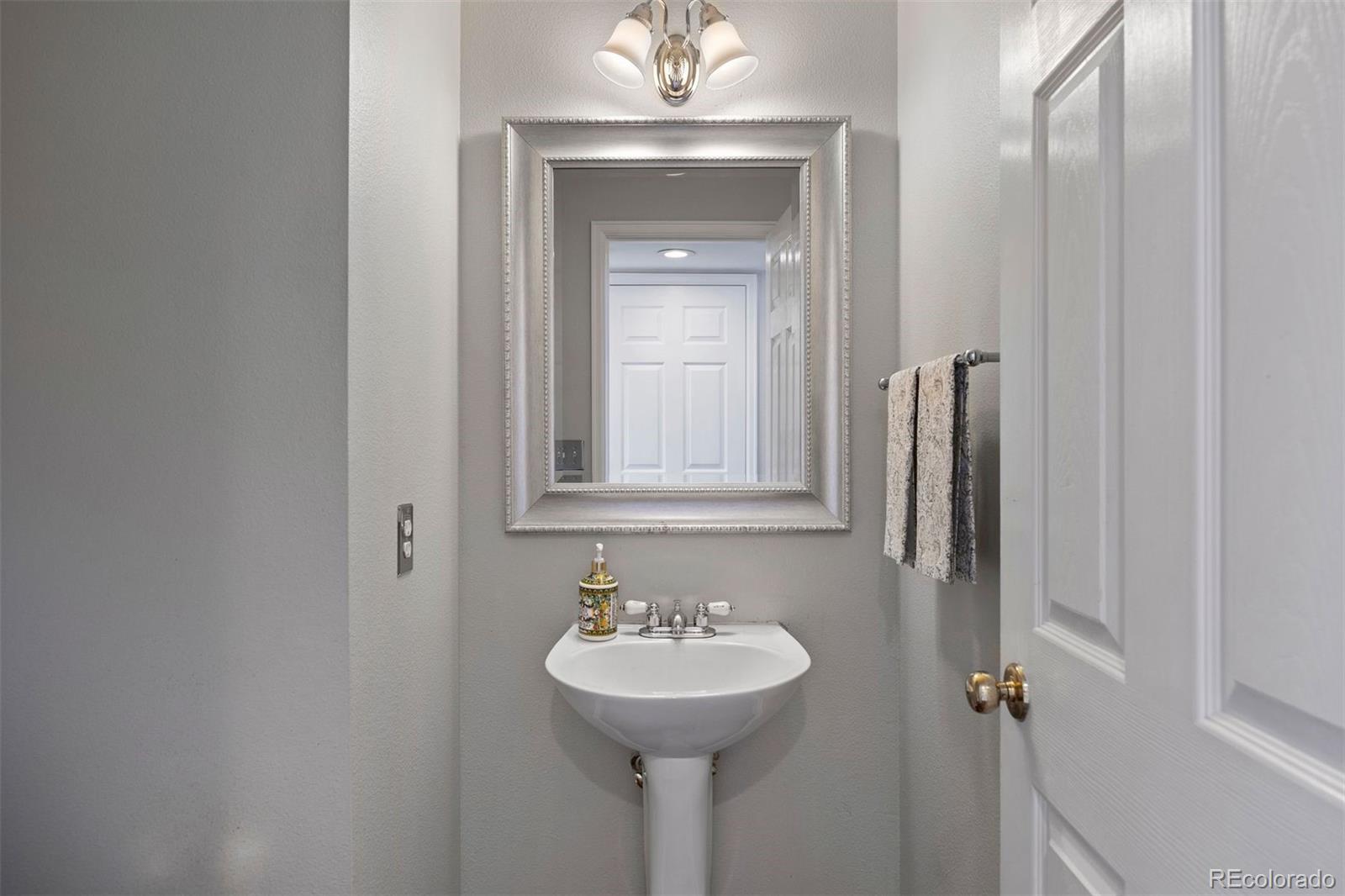 9810 Townsville Circle