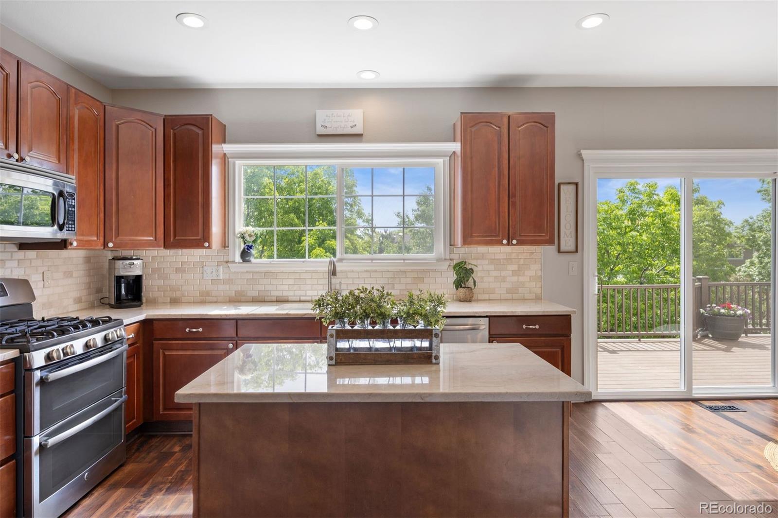 9810 Townsville Circle