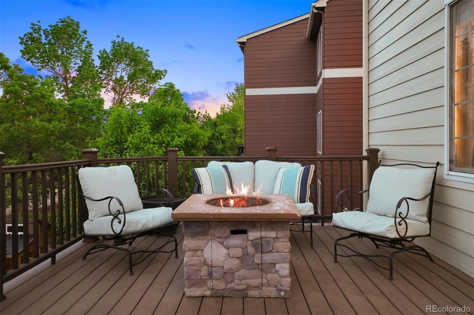 9810 Townsville Circle