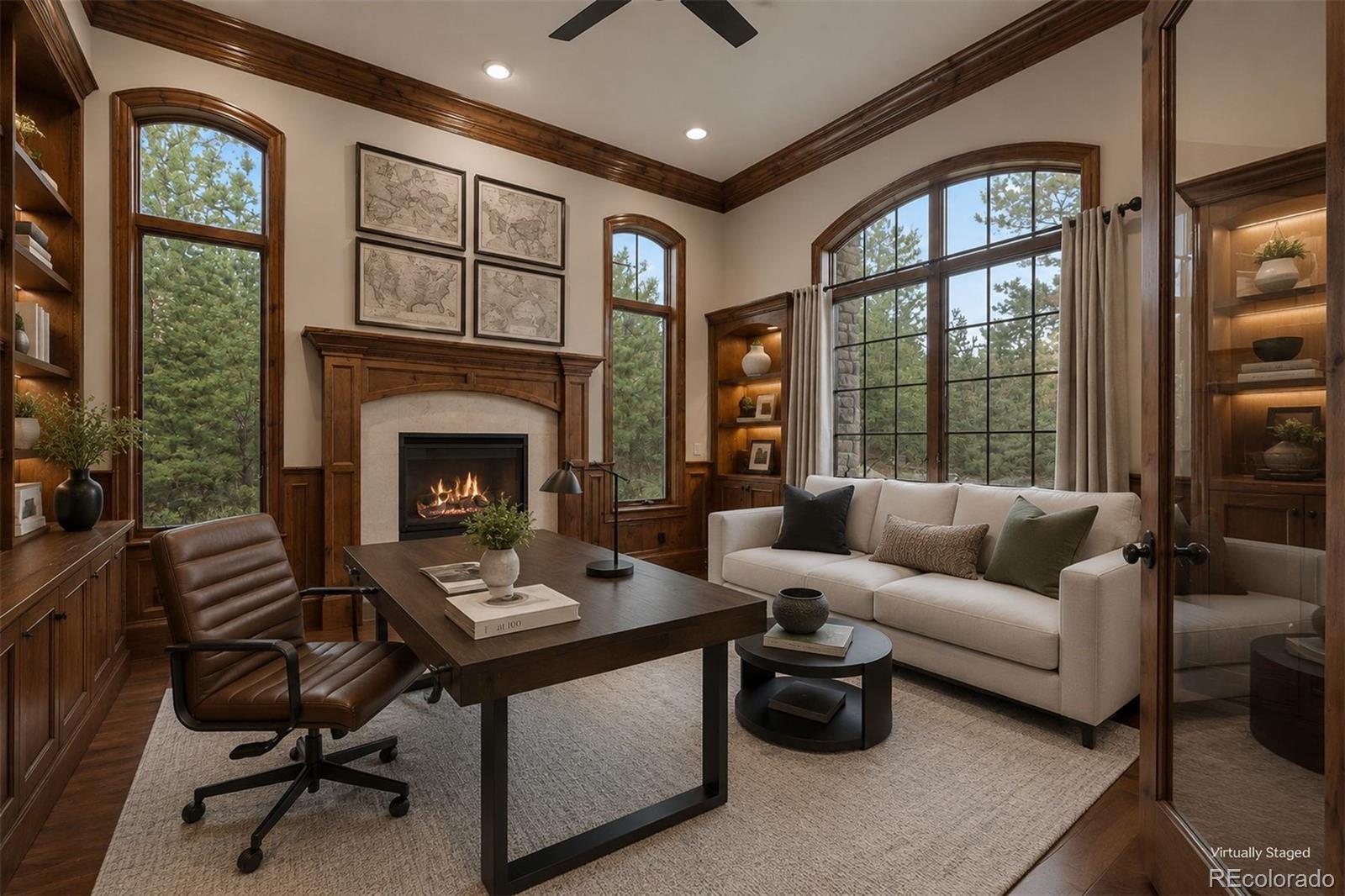 976 COUNTRY CLUB Parkway