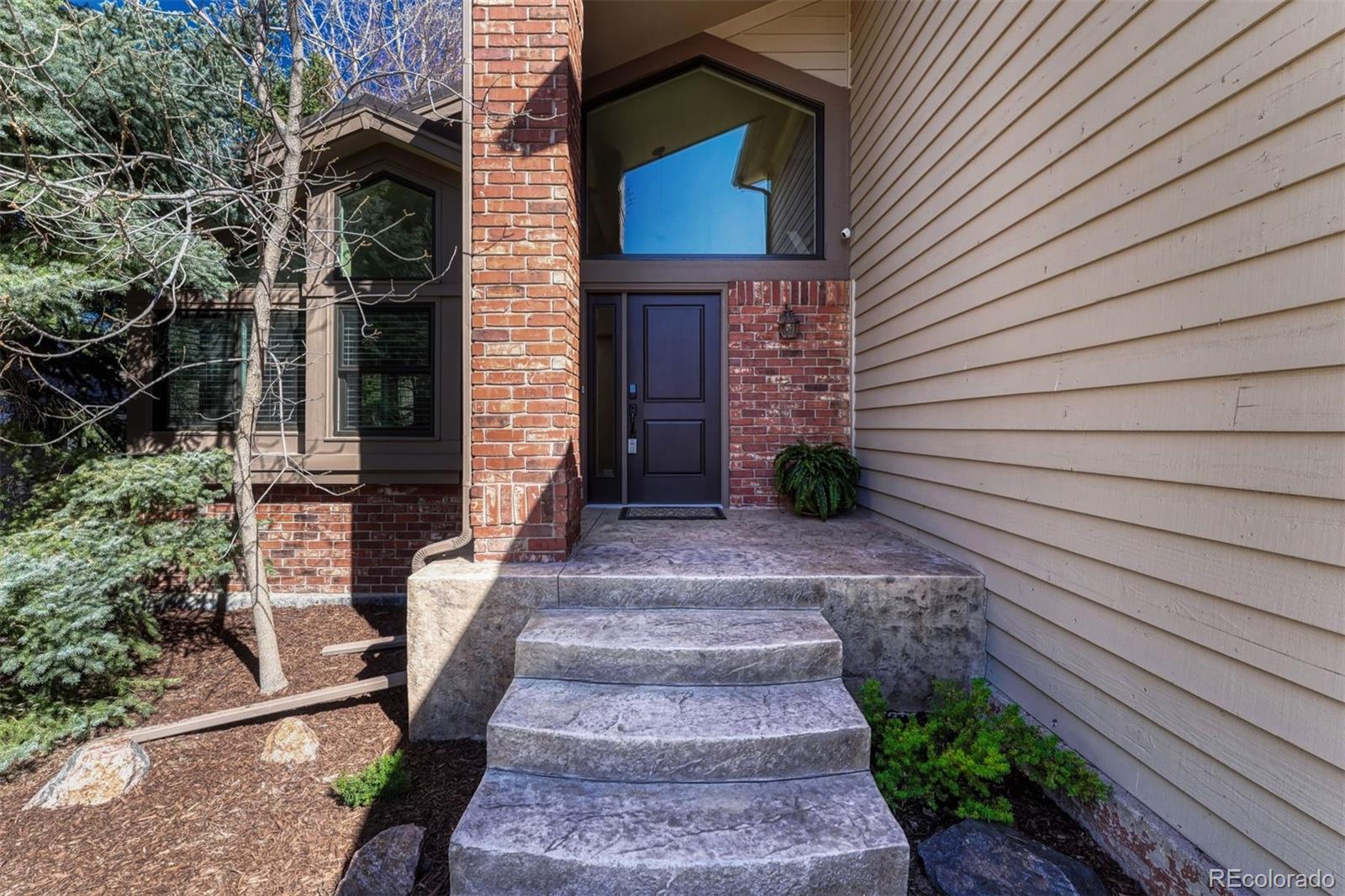 10084 Armadillo Drive