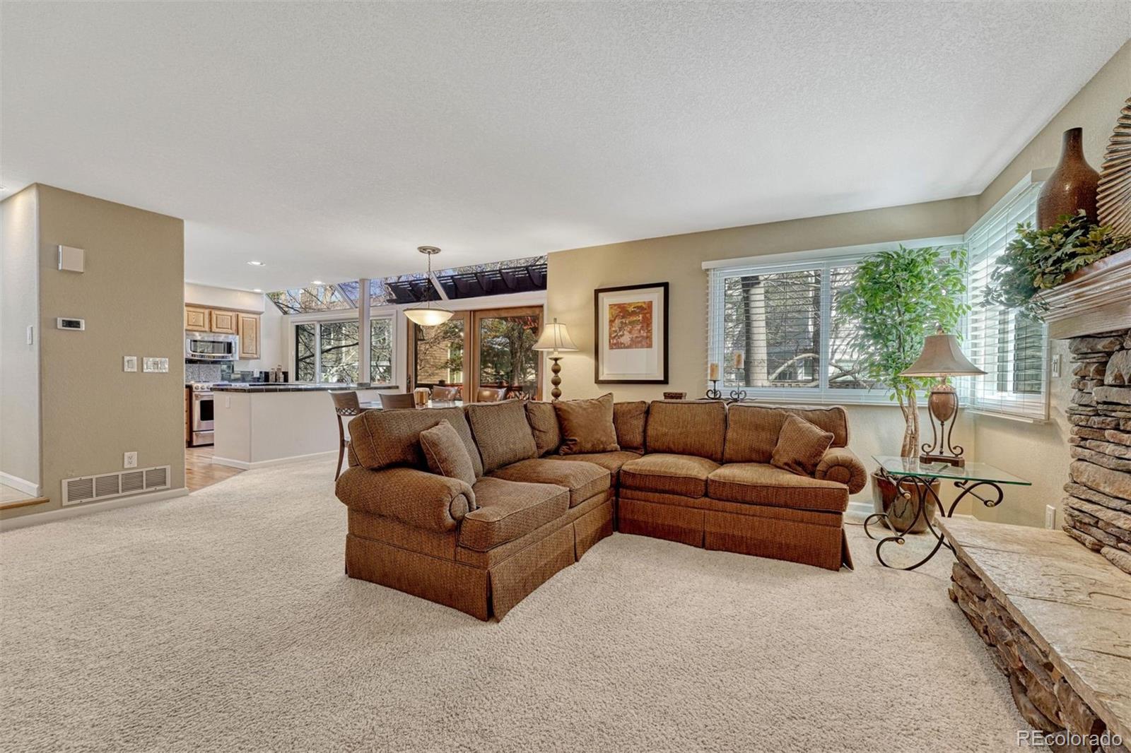 10084 Armadillo Drive