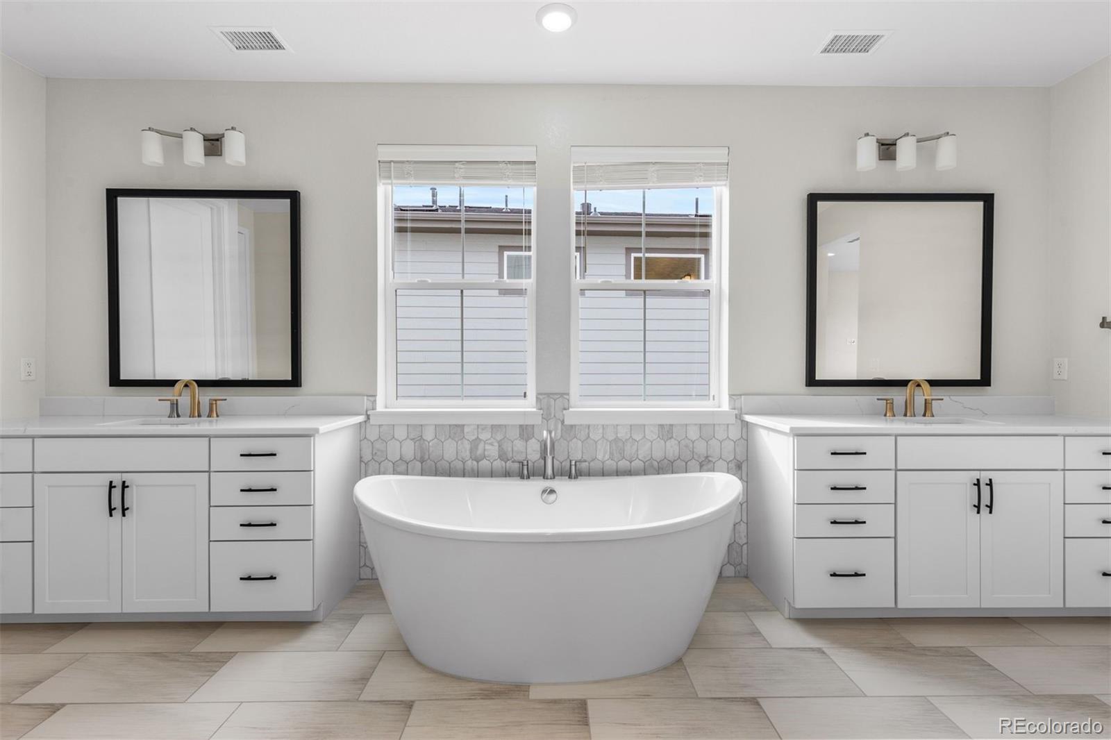 6907 Sunstrand Court