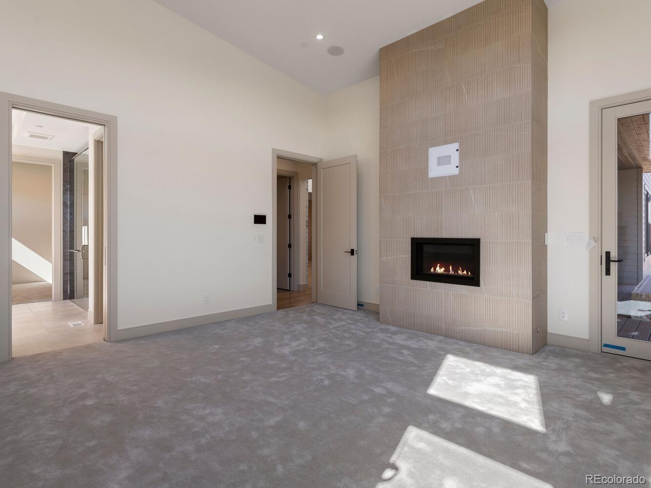 6198 Oxford Peak Lane