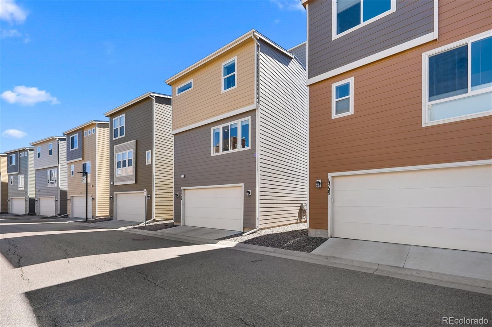 15732 E Broncos Place