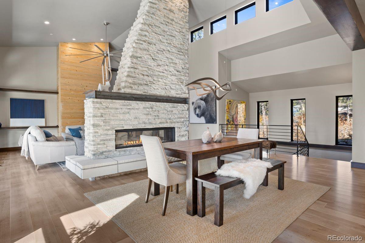 963 Westchester Circle