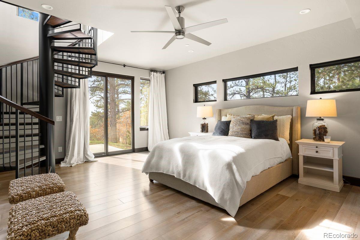 963 Westchester Circle