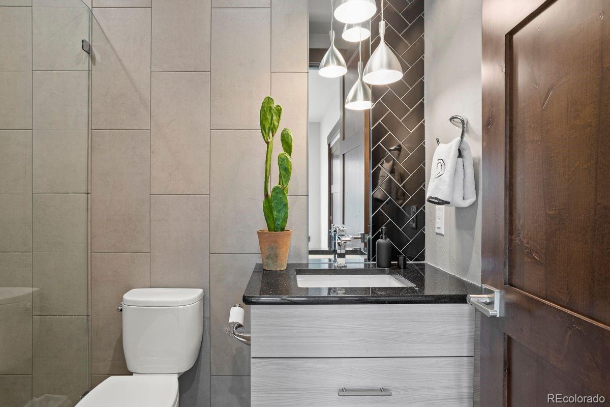 963 Westchester Circle