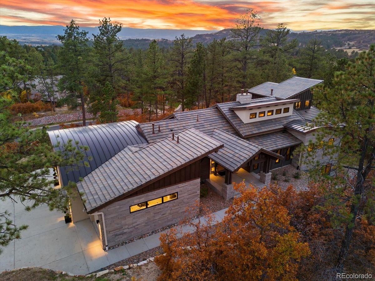 963 Westchester Circle