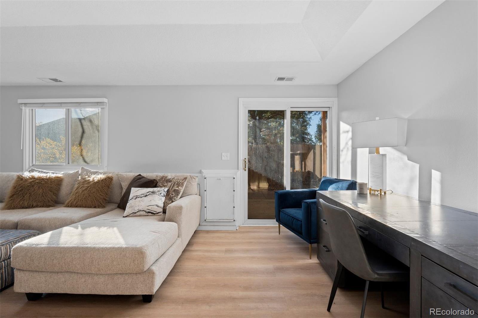 993 Pleasant View Street