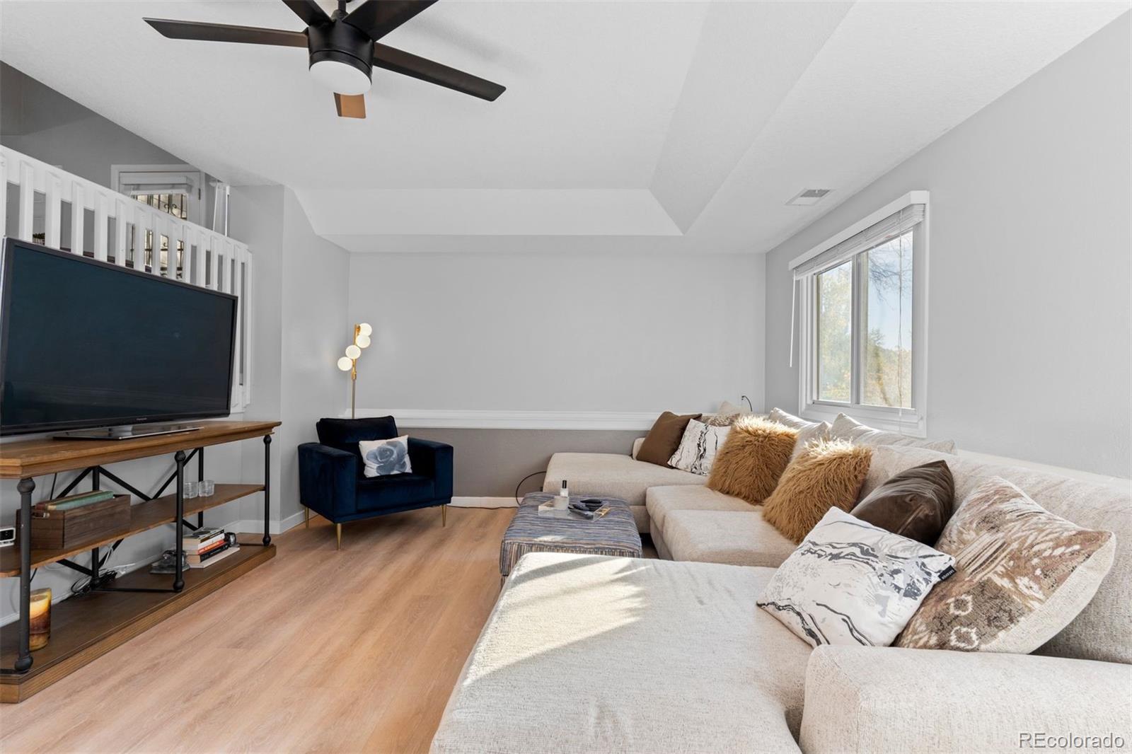 993 Pleasant View Street