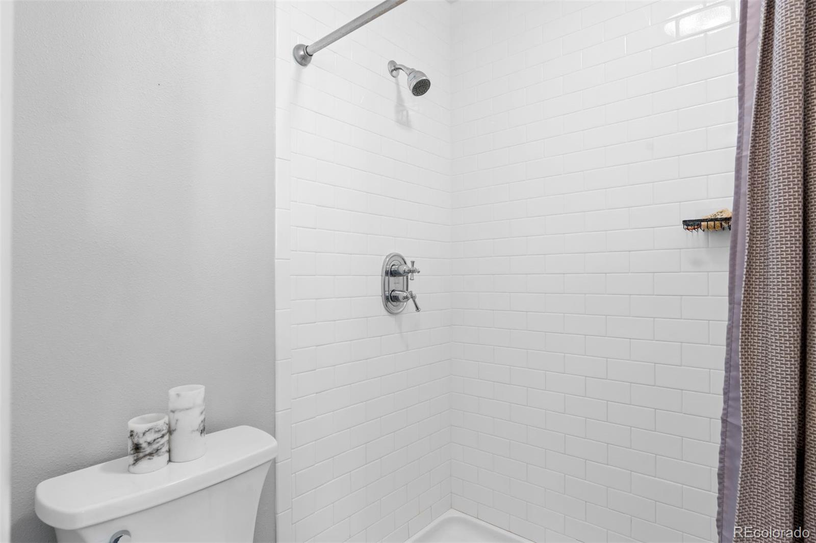 993 Pleasant View Street