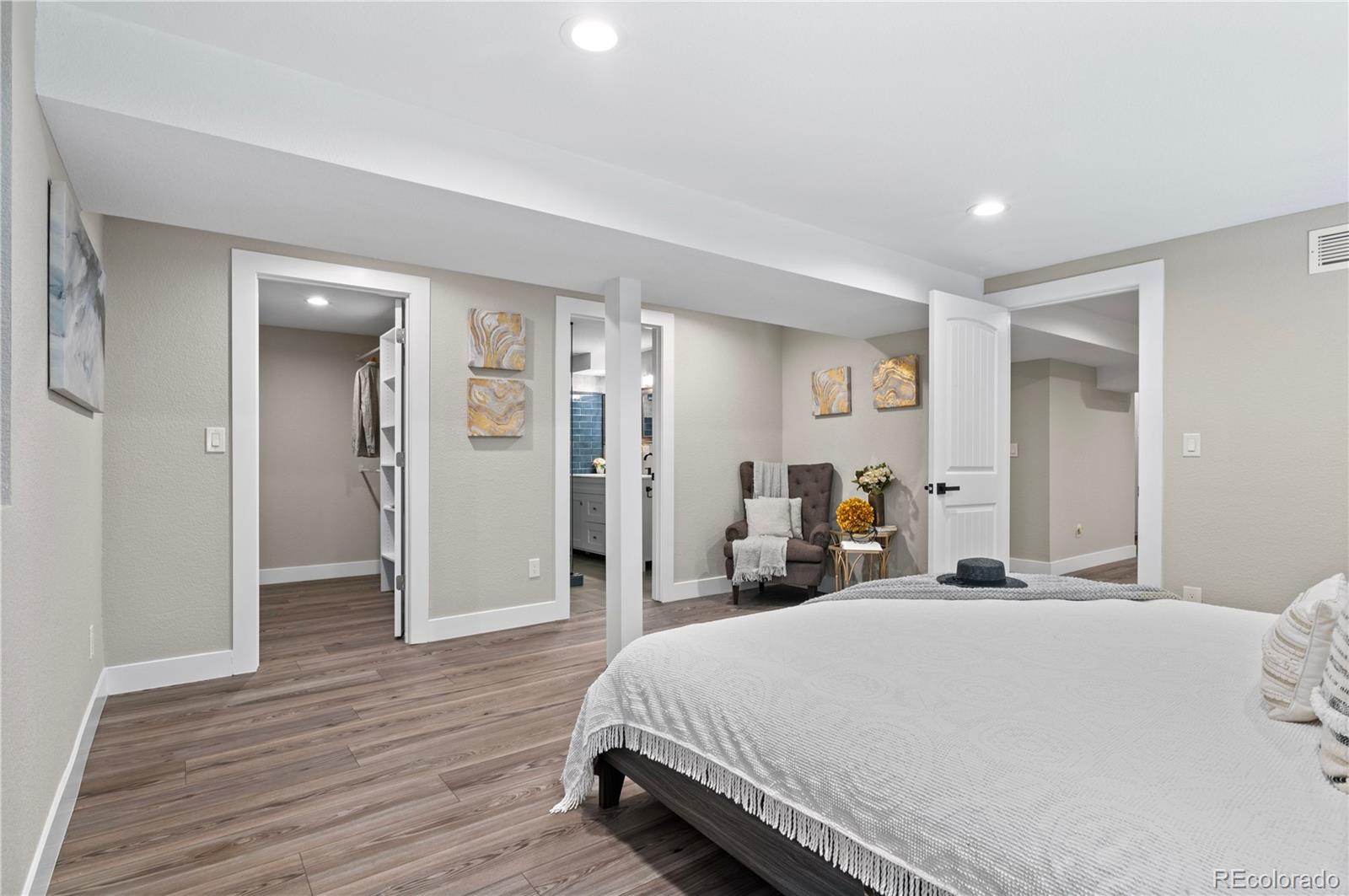 2391 S Quitman Street