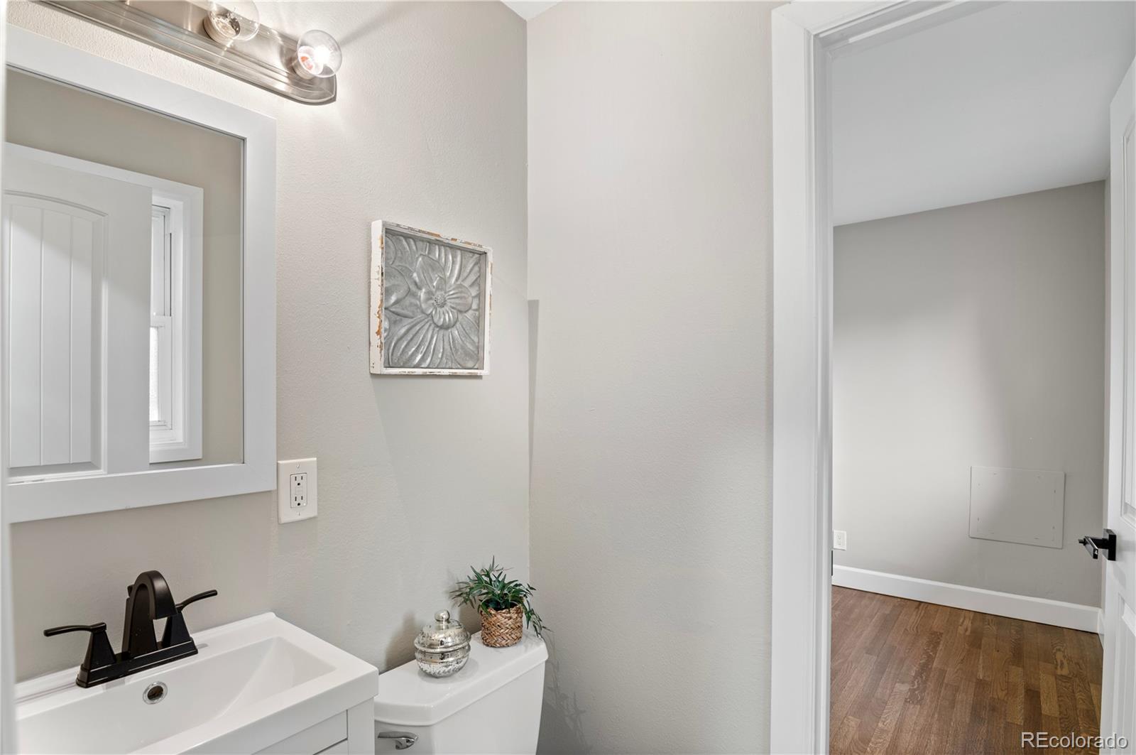 2391 S Quitman Street