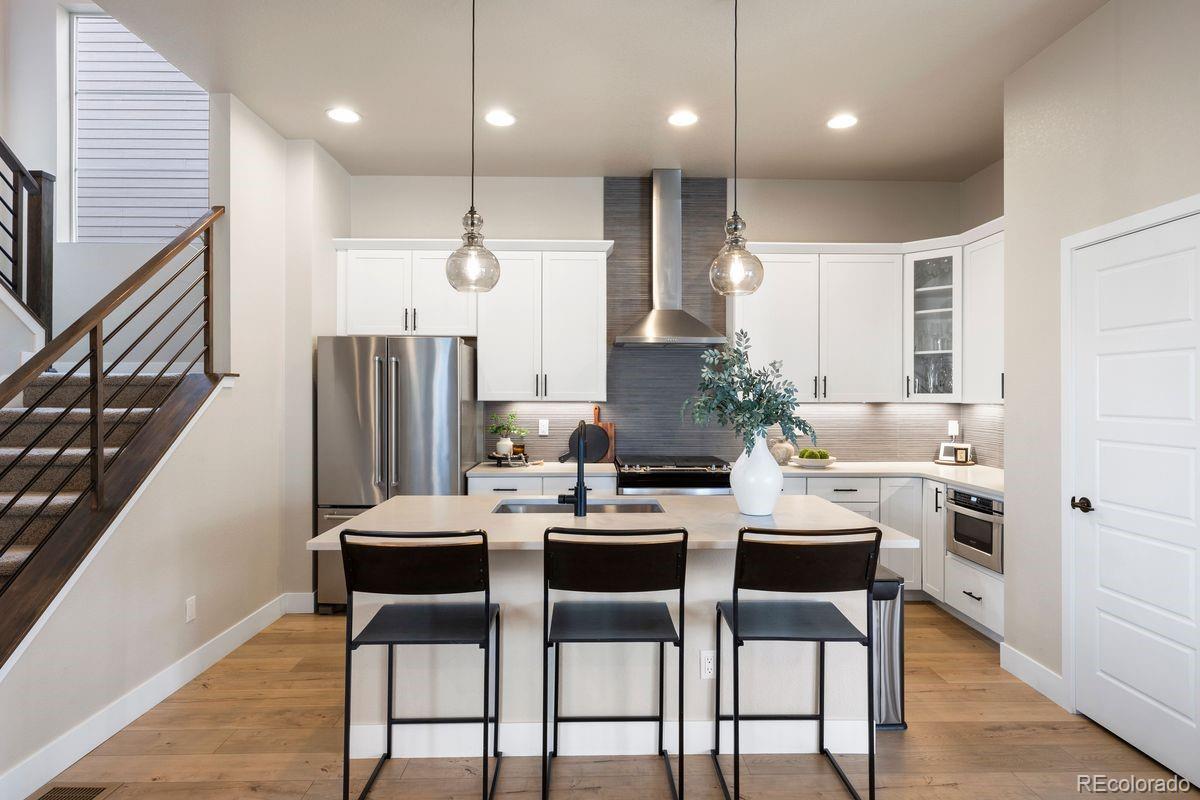 6239 Stable View Street