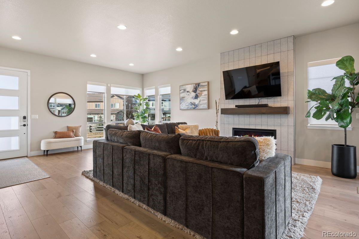 6239 Stable View Street