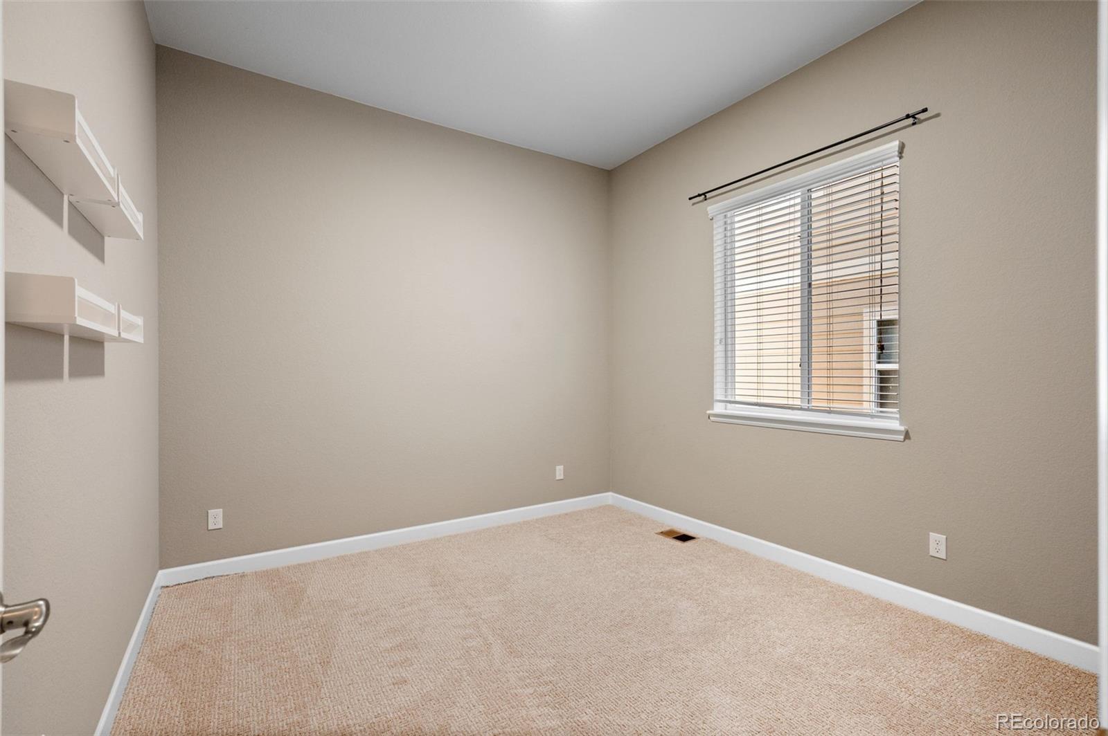 10082 Glenayre Court