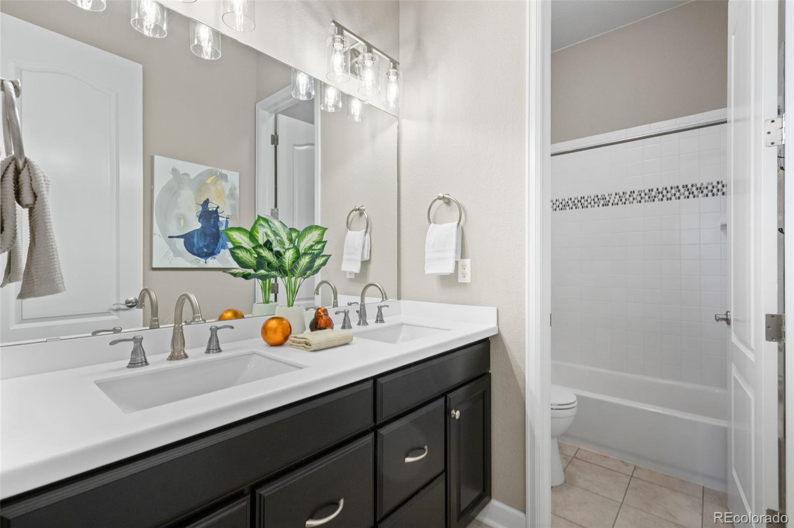 10082 Glenayre Court