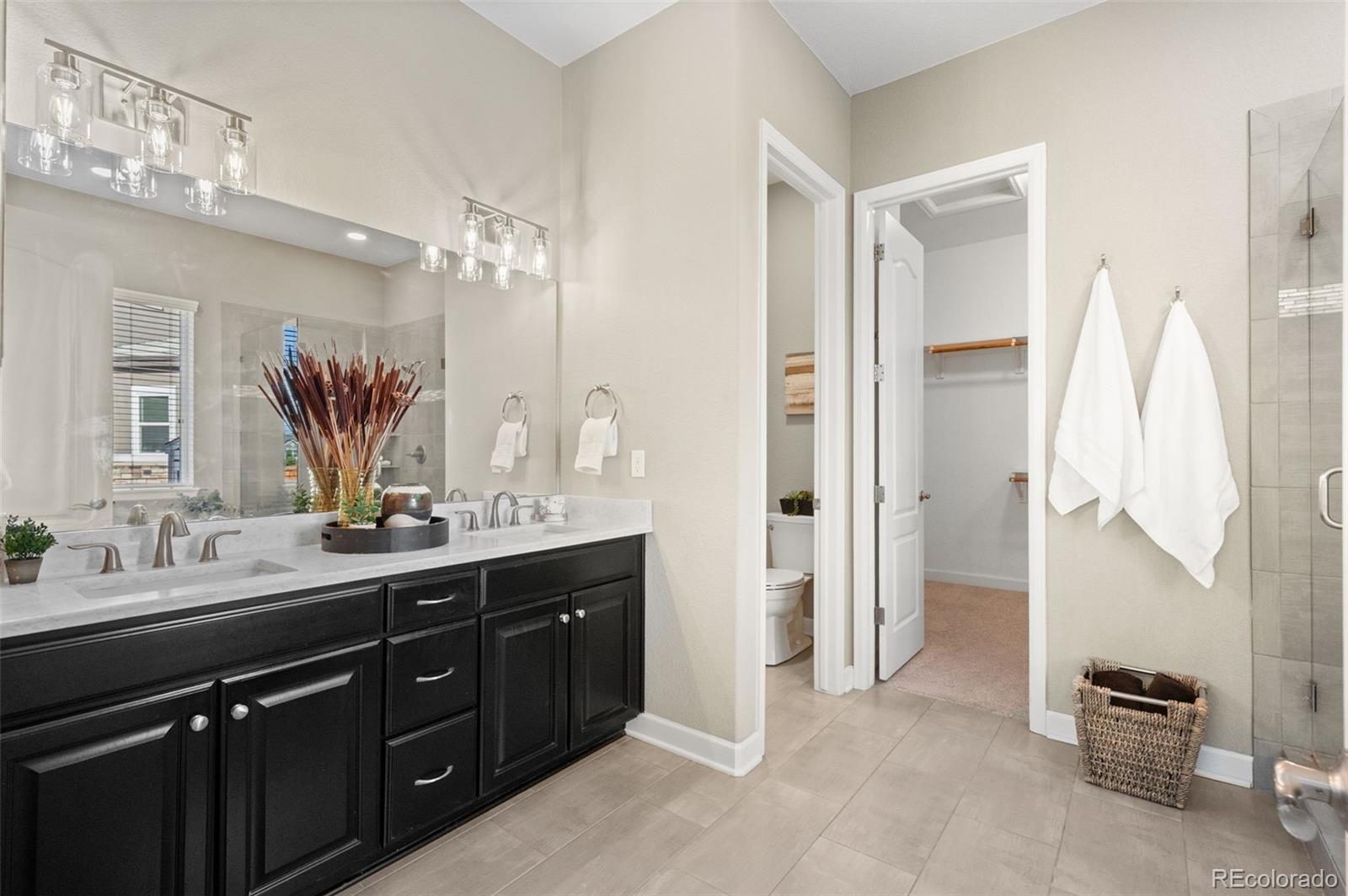 10082 Glenayre Court