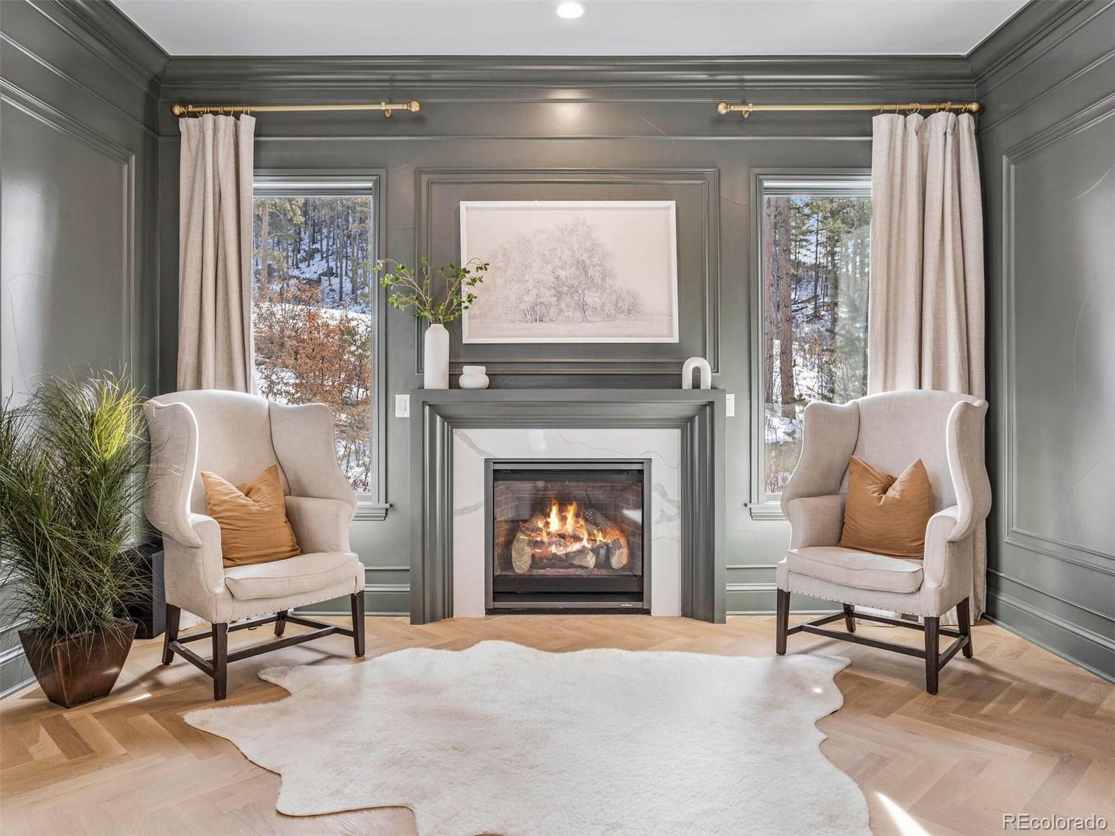 2130 Avenida Del Sol