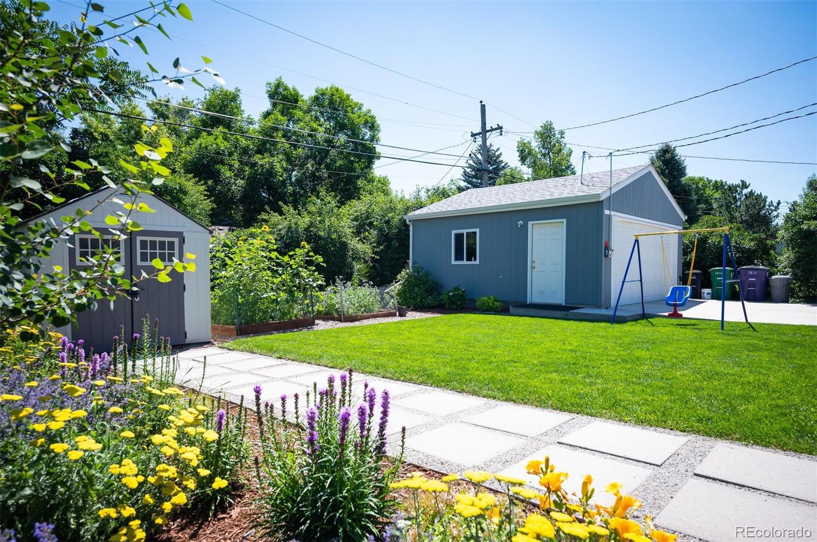 2876 S Fairfax Street