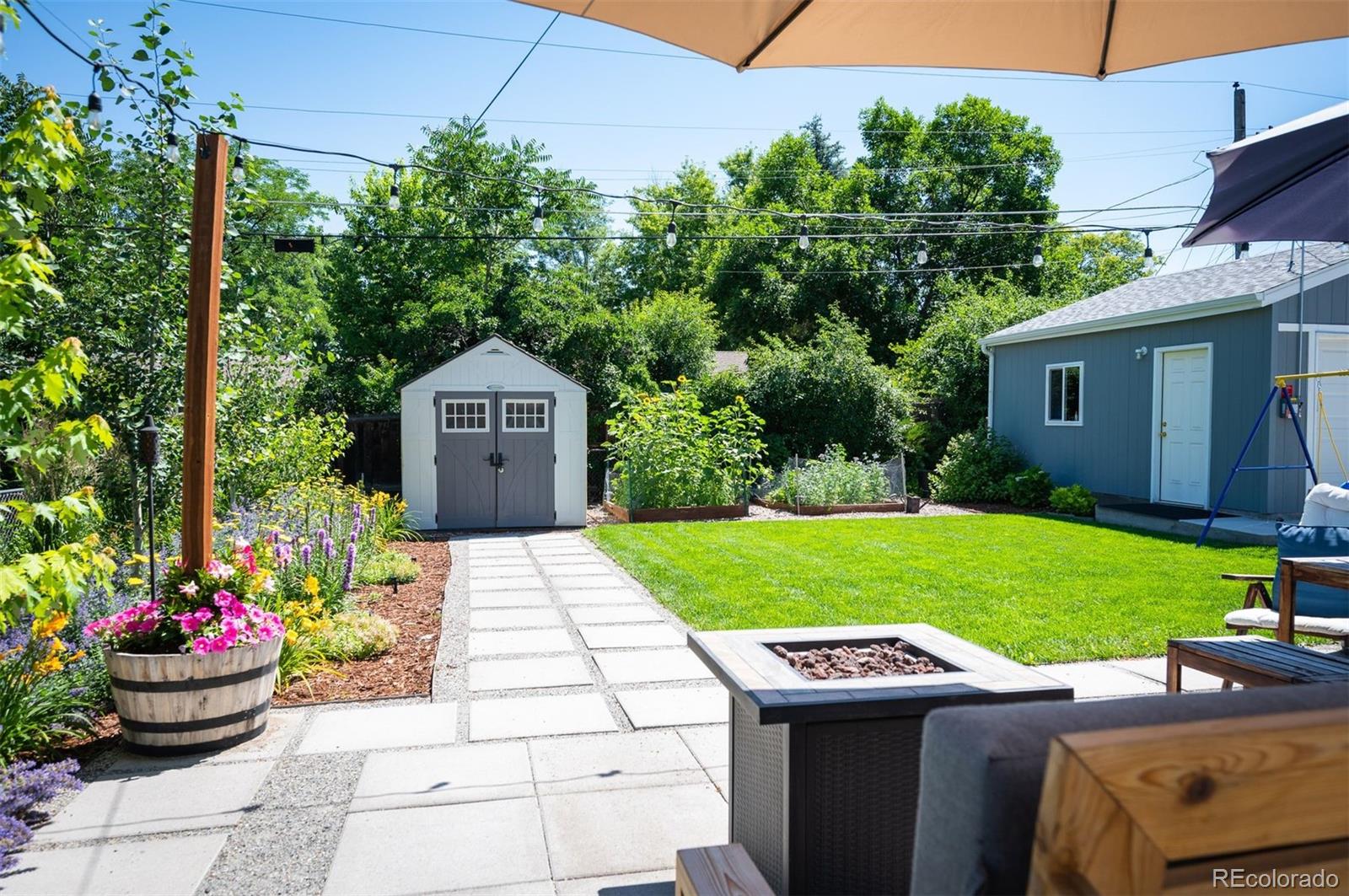 2876 S Fairfax Street