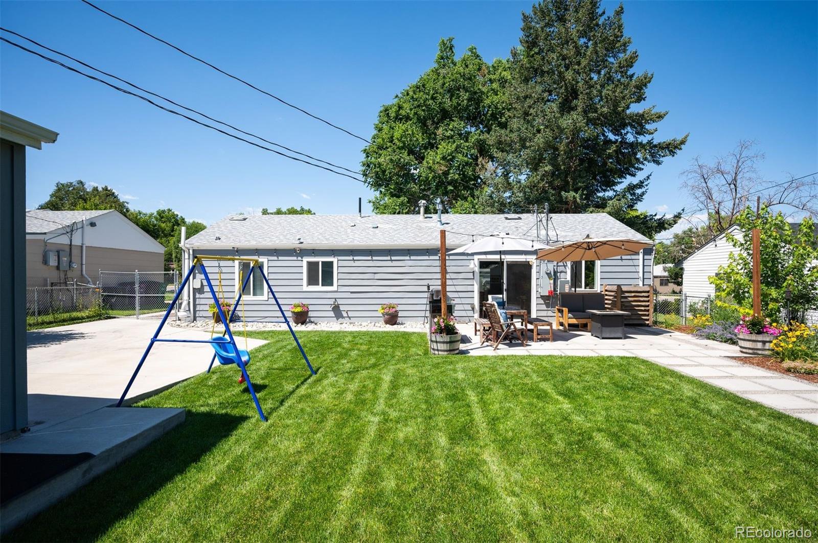 2876 S Fairfax Street