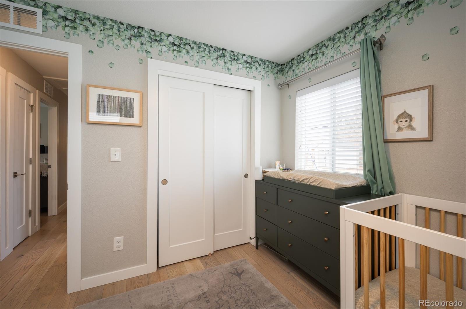 2876 S Fairfax Street