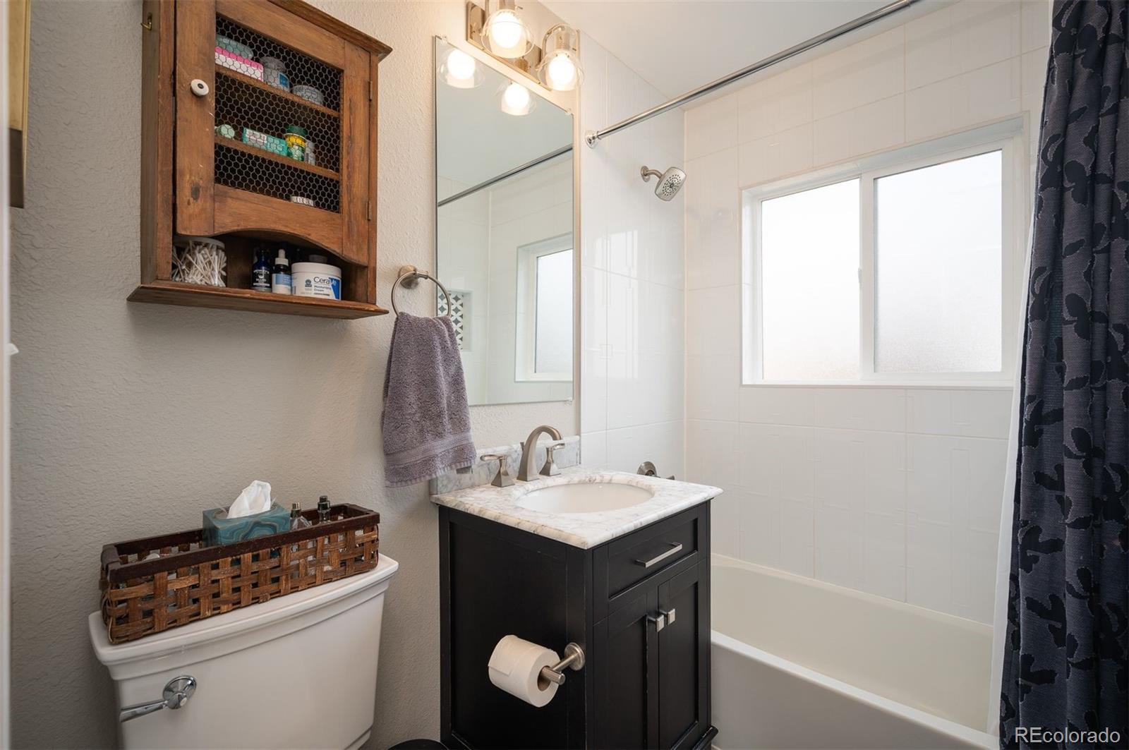 2876 S Fairfax Street