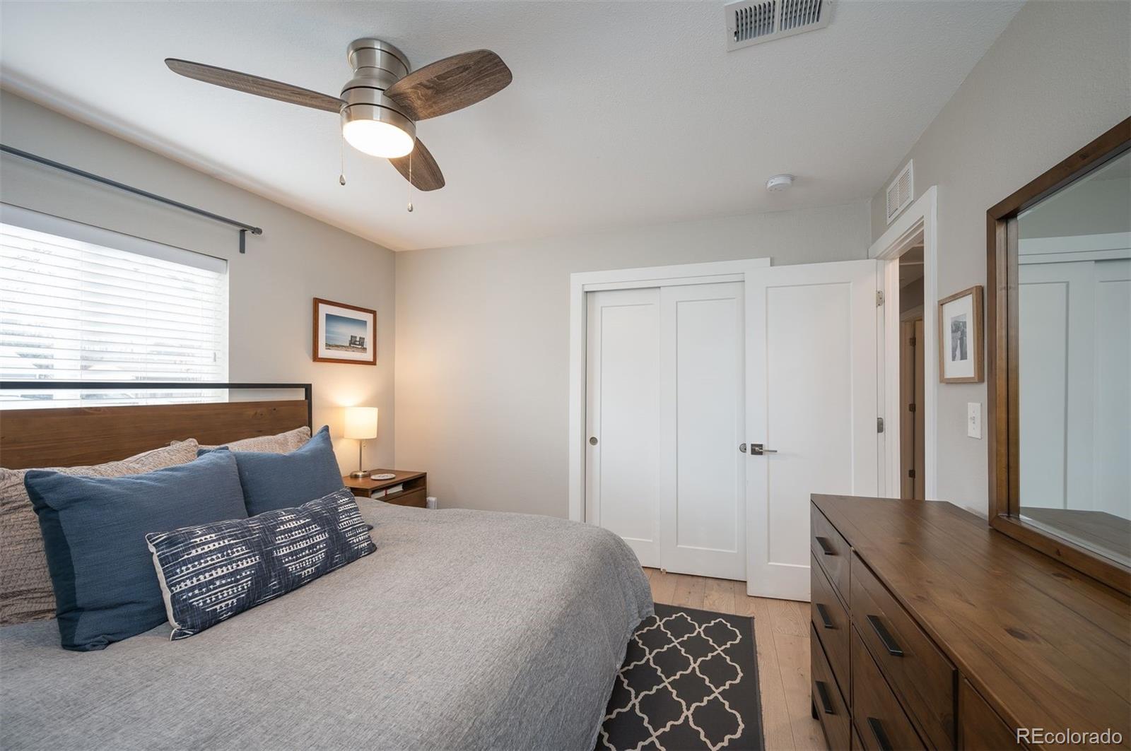 2876 S Fairfax Street