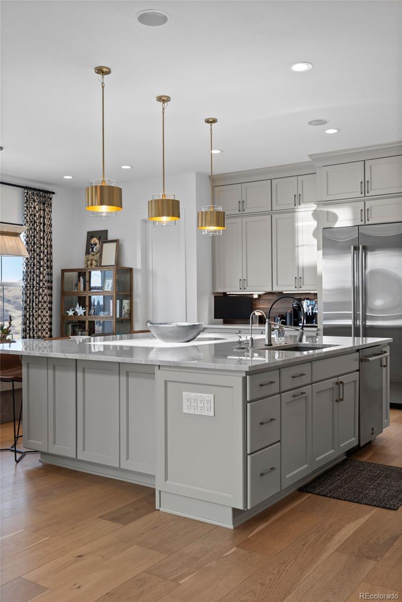 7585 Copper Sky Court